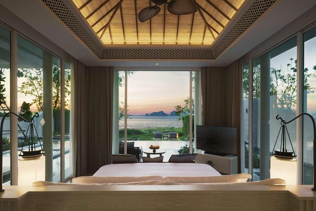 Banyan Tree Krabi Hotel Exterior photo