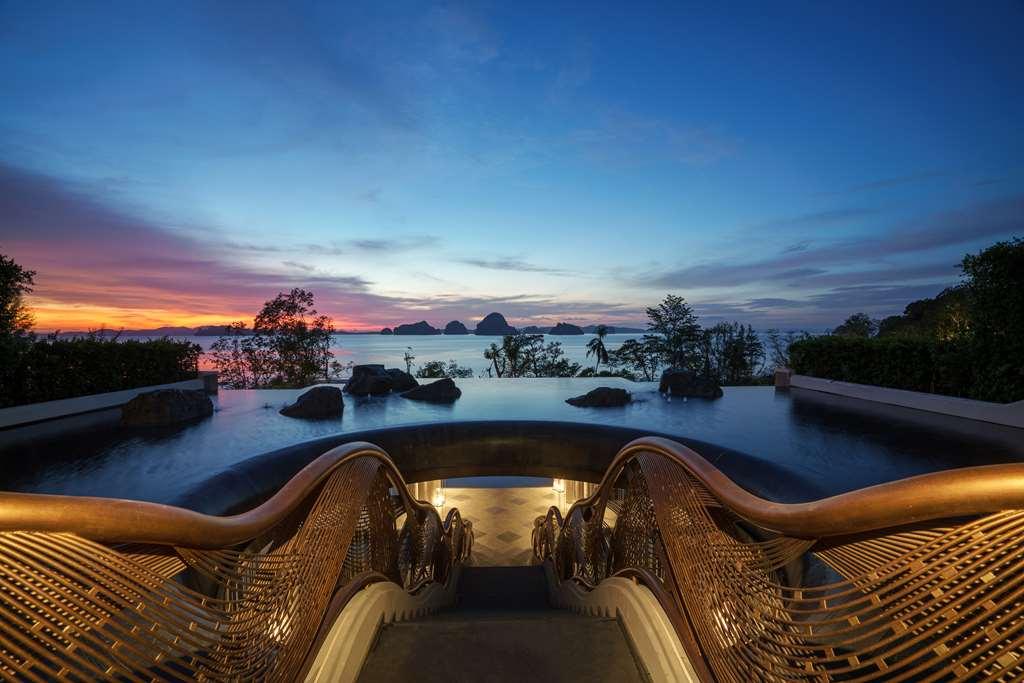 Banyan Tree Krabi Hotel Interior photo