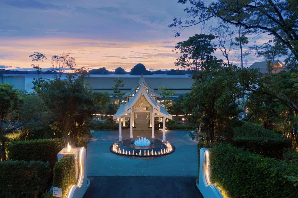Banyan Tree Krabi Hotel Interior photo