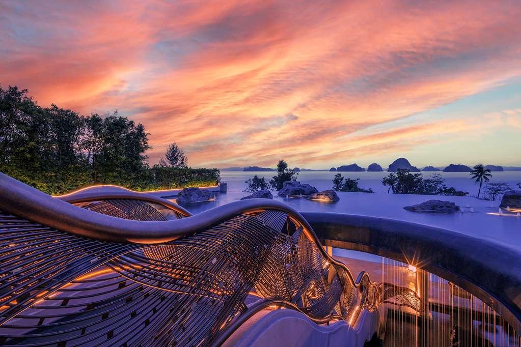 Banyan Tree Krabi Hotel Interior photo